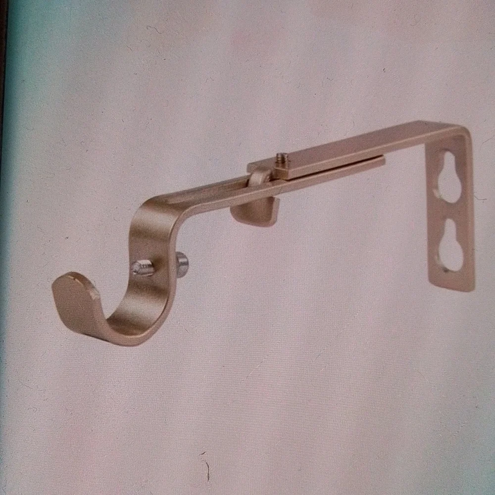 NWT Style Selections Adjustable Curtain Rod Brackets